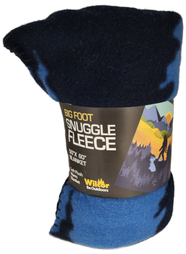 A blue blanket with the words " big foot snuggle fleece ".